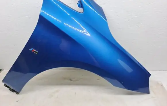BMW 2 F46 Fender