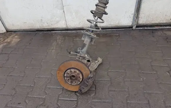 Seat Ibiza IV (6J,6P) Front wheel hub spindle knuckle 
