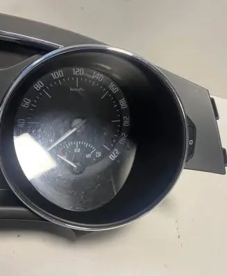 Skoda Superb B6 (3T) Speedometer (instrument cluster) 3T1920840D VD104810 0839110116