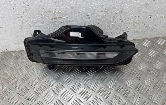 Skoda Octavia Mk4 Front fog light 5E3941699 0021289404 8119341