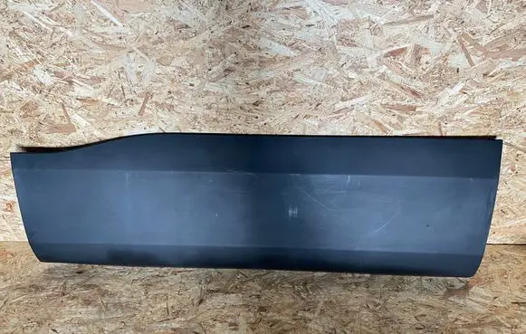 Iveco Daily 6th gen Sliding door trim (molding) 5801811197