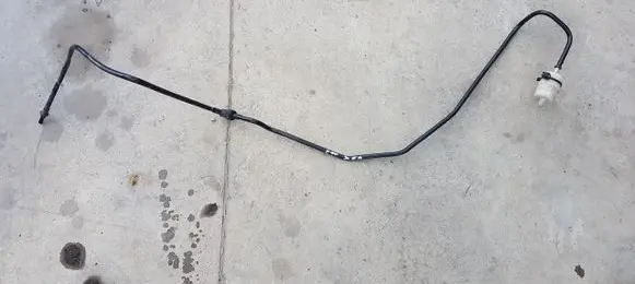 BMW X5 E70 Fuel line pipe 