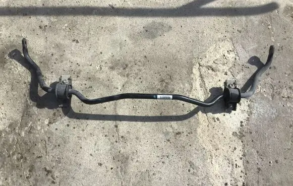 Jeep Cherokee Front anti-roll bar/sway bar 68144056AD