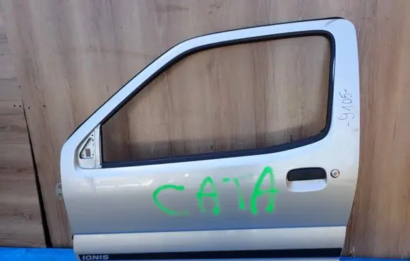 Suzuki Ignis Rear door 