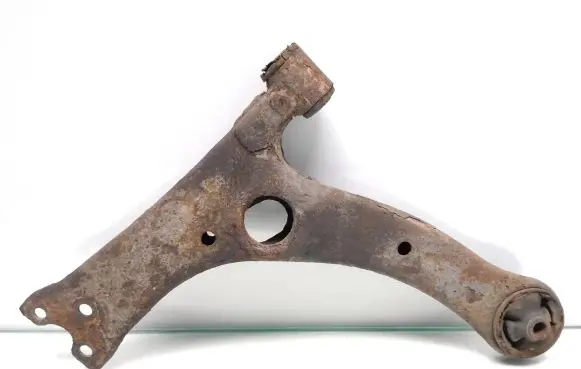Toyota Avensis T250 Front lower control arm/wishbone