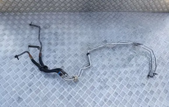 Gearbox oil cooler pipe/hose
