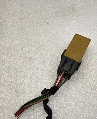 BMW 5 E39 Window control relay 61368384505 V23141B3001X15