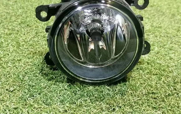 Renault Trafic III (X82) Front fog light 8200074008 89202503 A079773