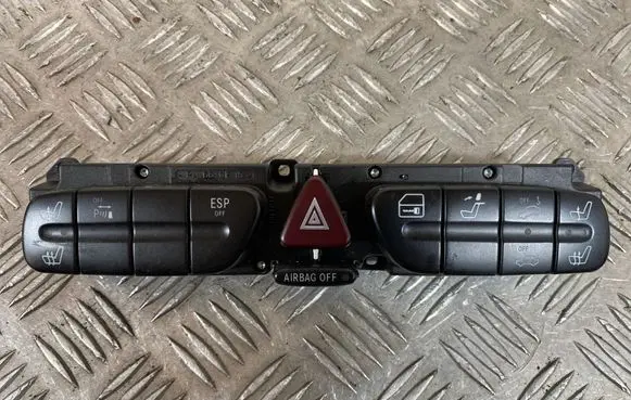 Mercedes-Benz CLK A209 C209 Hazard light switch 2038216758 3306220200 20627002001