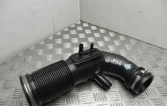 Alfa Romeo Giulia Air intake hose/pipe 50533904 VD18946