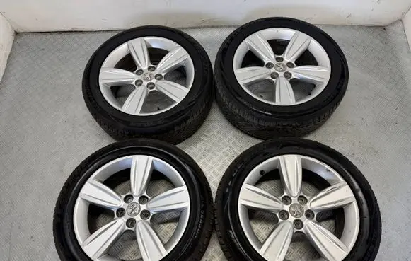 Peugeot 4007 R18 alloy rim