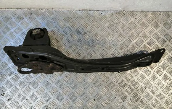 Toyota Corolla Verso AR10 Front subframe 512040F010 519600F010