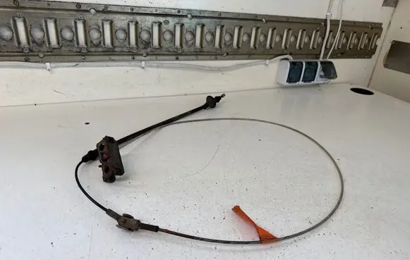 Renault Trafic III (X82) Hand brake release cable