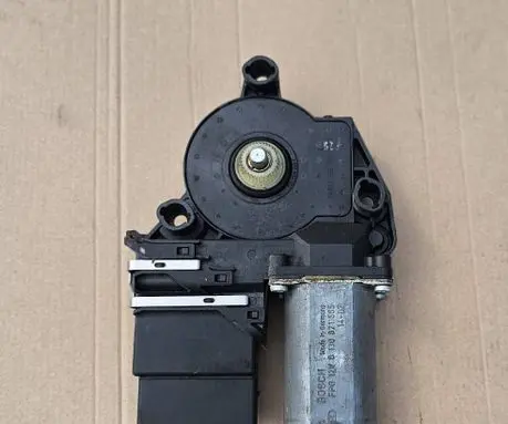 Audi A3 S3 8P Rear door window regulator motor 8p7959812b