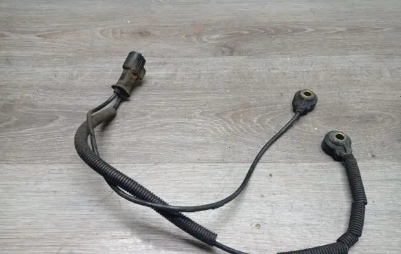 Detonation knock sensor