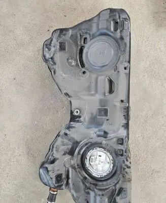 BMW M8 F91 F92 G14 G15 Fuel tank 7856997 200590037 AUT0M0TTVE
