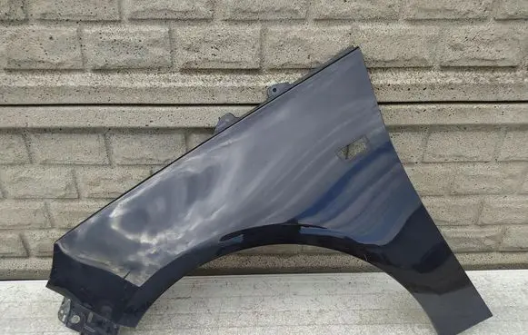 Opel Adam Fender