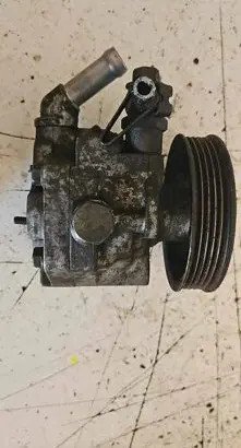 Subaru Forester SG Power steering pump