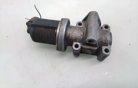 Opel Signum EGR valve 55215031