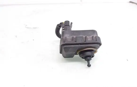 Headlight level adjustment motor