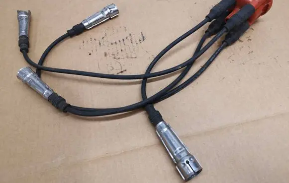 Volkswagen PASSAT B4 Ignition plug leads 