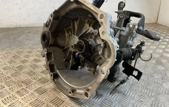KIA Picanto Manual 6 speed gearbox 6TE8 KD200740014 FE06TE8