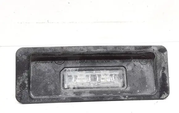Volvo V40 Cross country Number plate light 31352526