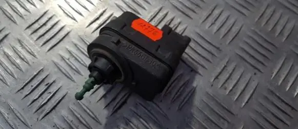 Renault Kangoo I Headlight level adjustment motor 