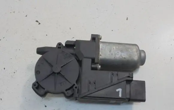 Renault Laguna II Front door window regulator motor 400462
