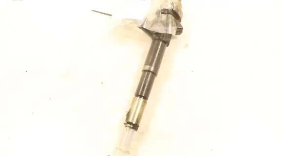 Opel Astra J Fuel injector 55567729