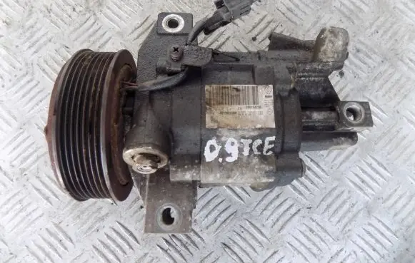 Dacia Sandero Air conditioning (A/C) compressor (pump) 926000216R