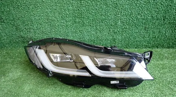 Jaguar F-Pace Headlight/headlamp MK8313W029BC