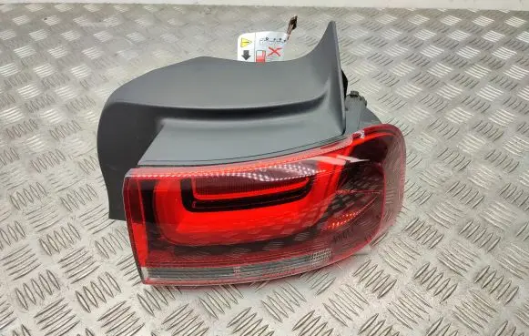 Citroen C4 Cactus Rear/tail lights 9823950280