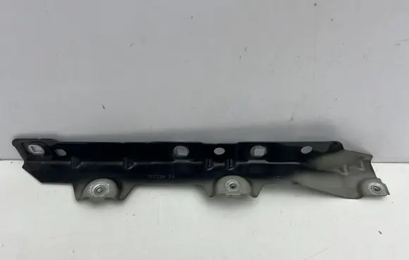 Mini Clubman F54 Fender mounting bracket 7351338