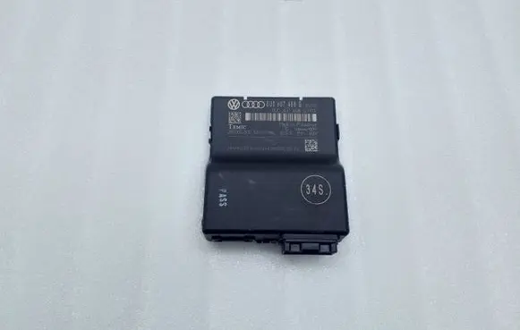 Audi A1 Gateway control module 8U0907468G