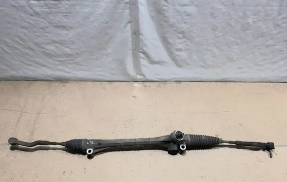 Toyota Avensis T270 Steering rack