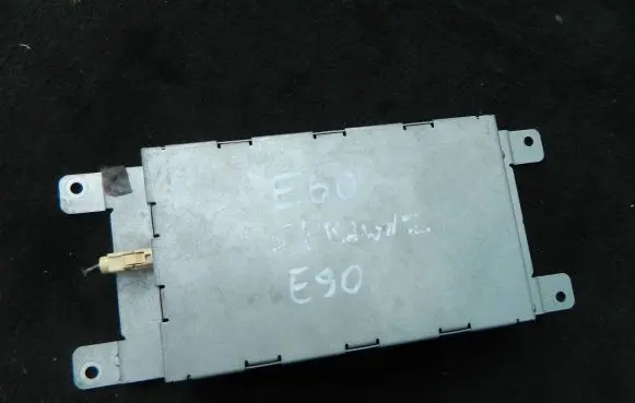 BMW 5 E60 E61 Bluetooth control unit module 6938943