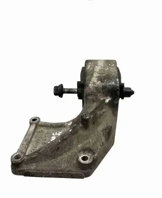 Engine mount bracket