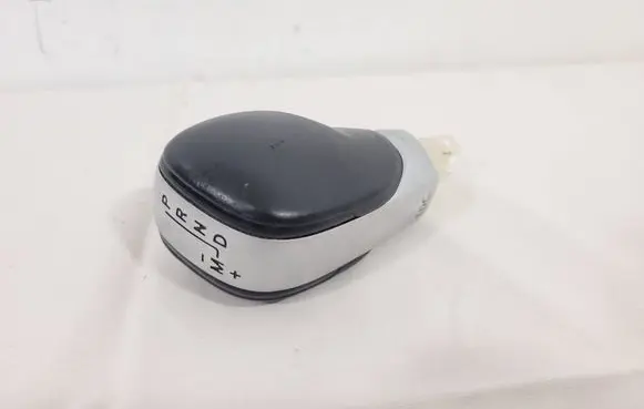Renault Captur Gear shift switch/knob 