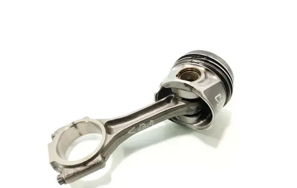 Audi A3 S3 8P Piston with connecting rod 