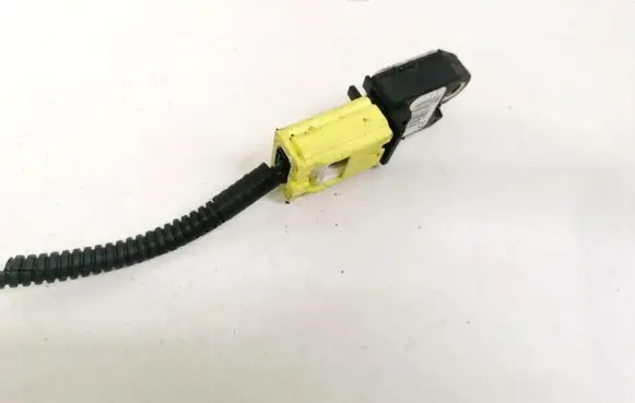 Toyota Auris 150 Airbag deployment crash/impact sensor 8983102060 89831-02060
