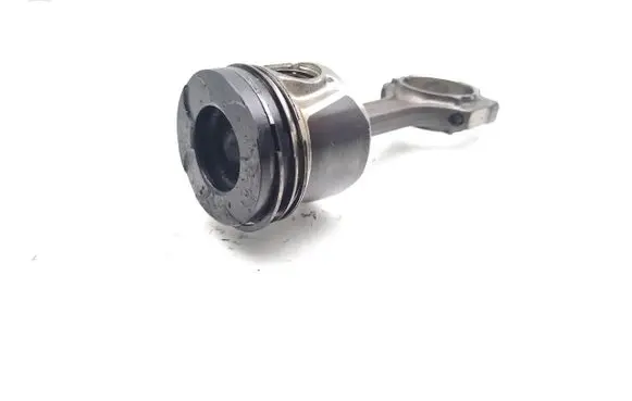Opel Combo C Piston with connecting rod Z13DTJ