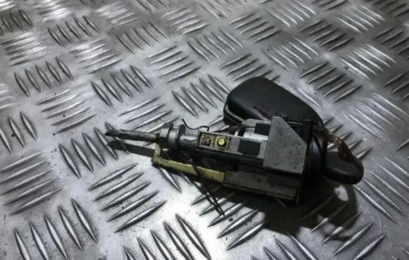 Mazda Premacy Ignition lock
