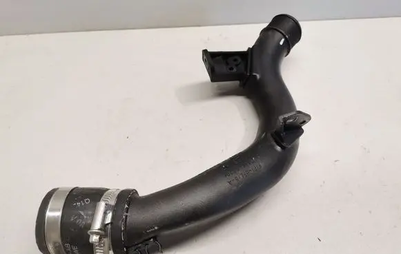 Ford Focus Intercooler hose/pipe F1F16F075A