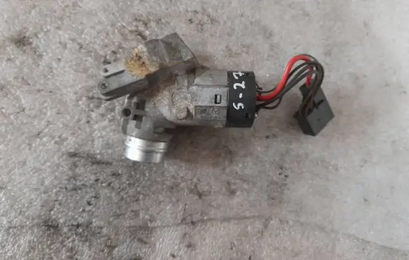 Mercedes-Benz Vito Viano W638 Ignition lock a9014600104 9014600104