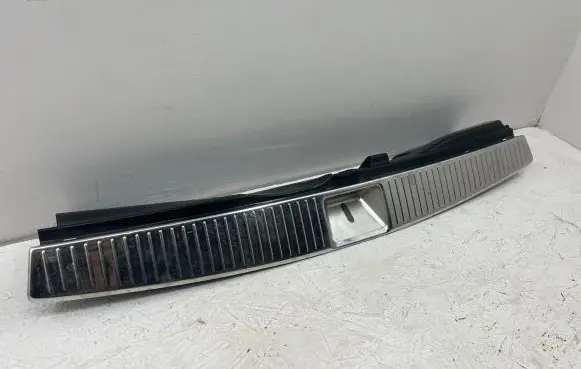 Mercedes-Benz C W204 Trunk/boot sill cover protection A2046900087