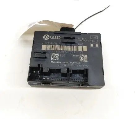Volkswagen Touareg II Door control unit/module 4H0959795B