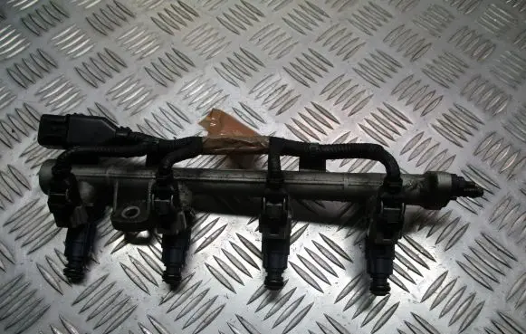 KIA Picanto Fuel main line pipe 35304-02200