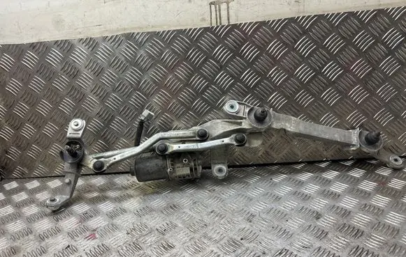 Lexus RX 450H Front wiper linkage and motor W000061426