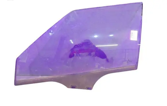 Skoda Fabia Mk2 (5J) Front door window glass four-door
